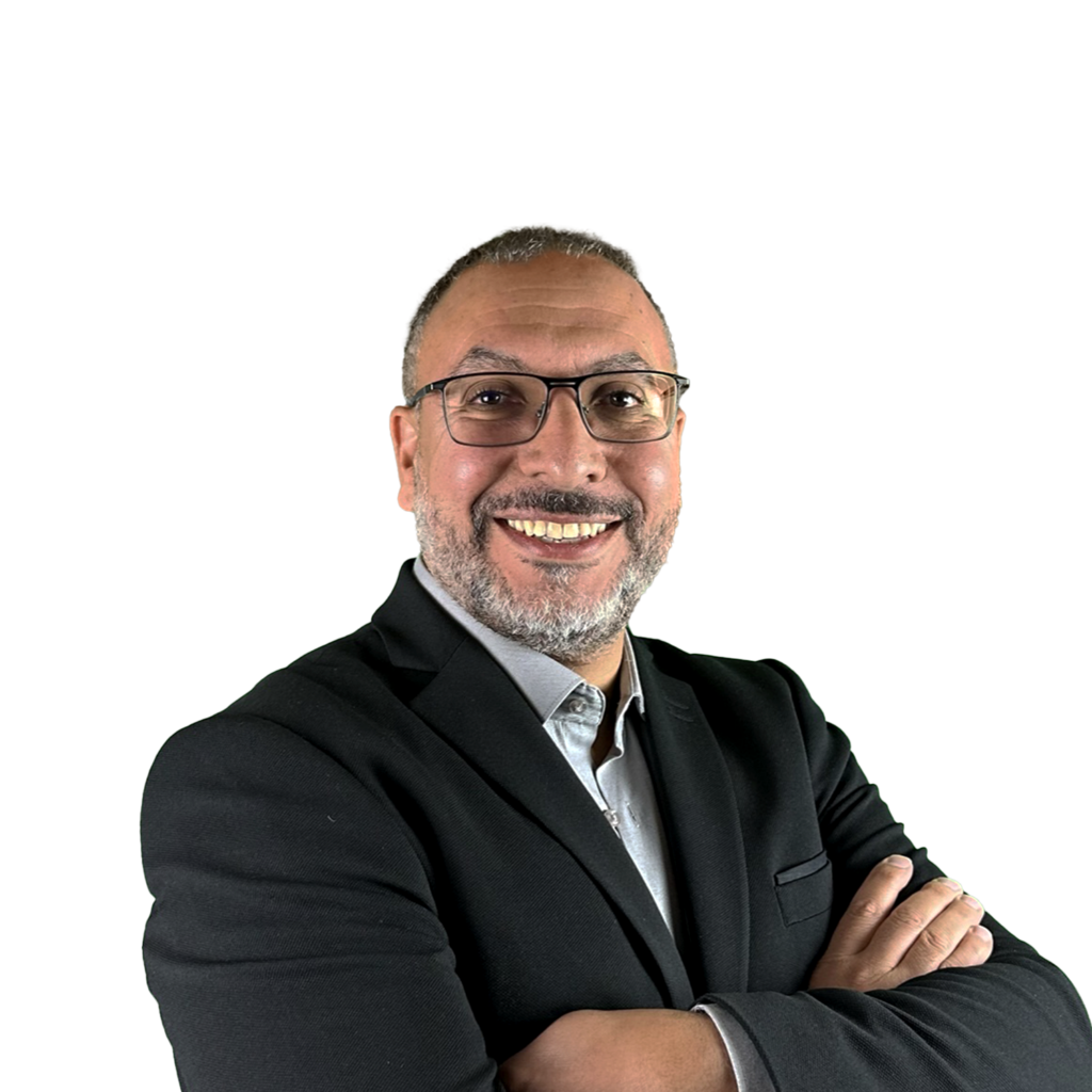 Homme souriant costard